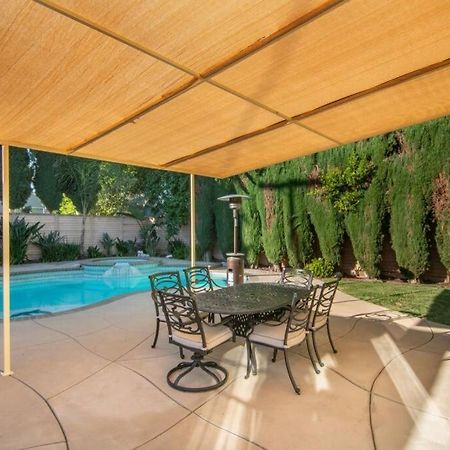 Large Home With Pool + Jacuzzi Los Angeles Ngoại thất bức ảnh