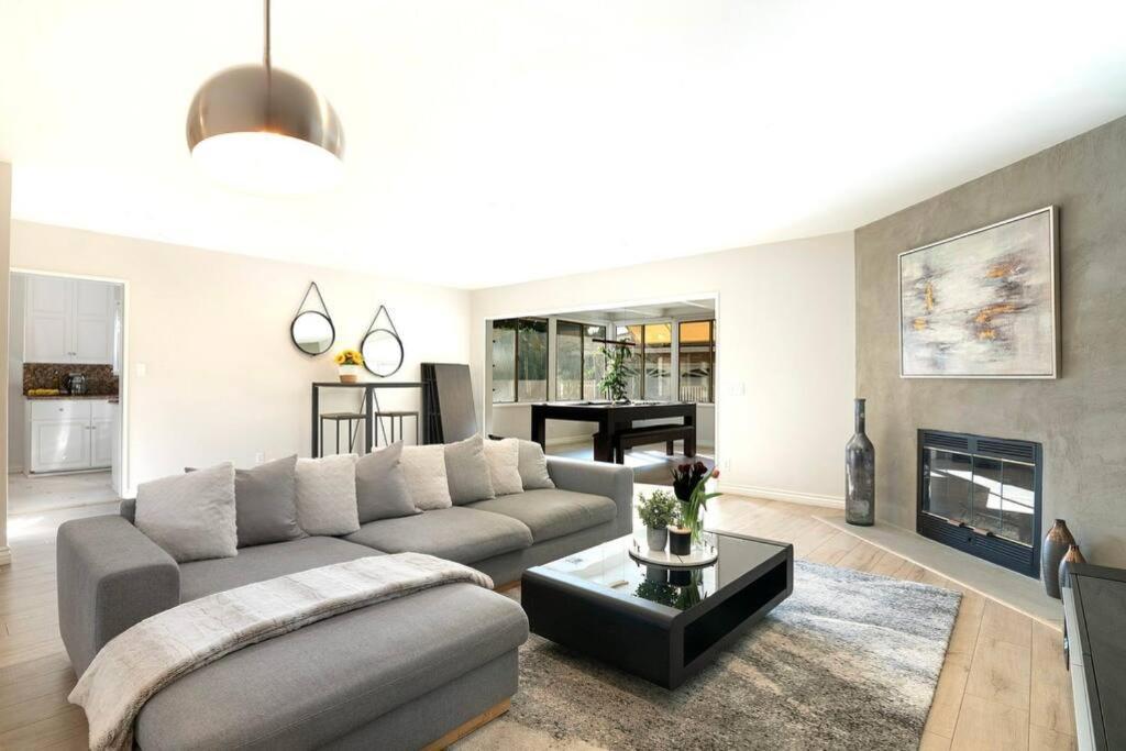 Large Home With Pool + Jacuzzi Los Angeles Ngoại thất bức ảnh
